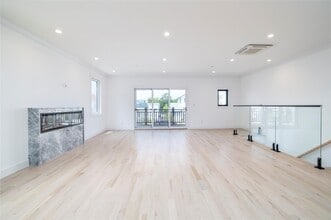 622 W Penn St in Long Beach, NY - Building Photo - Building Photo