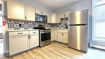 158 Main St in Winooski, VT - Building Photo