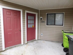 1505 College Way in New Bern, NC - Building Photo - Building Photo