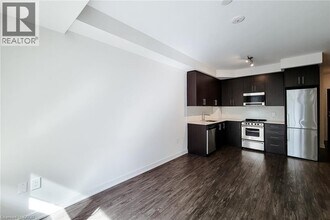 212 King William St in Hamilton, ON - Building Photo - Building Photo