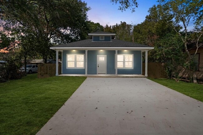 property at 1407 Lauraine St