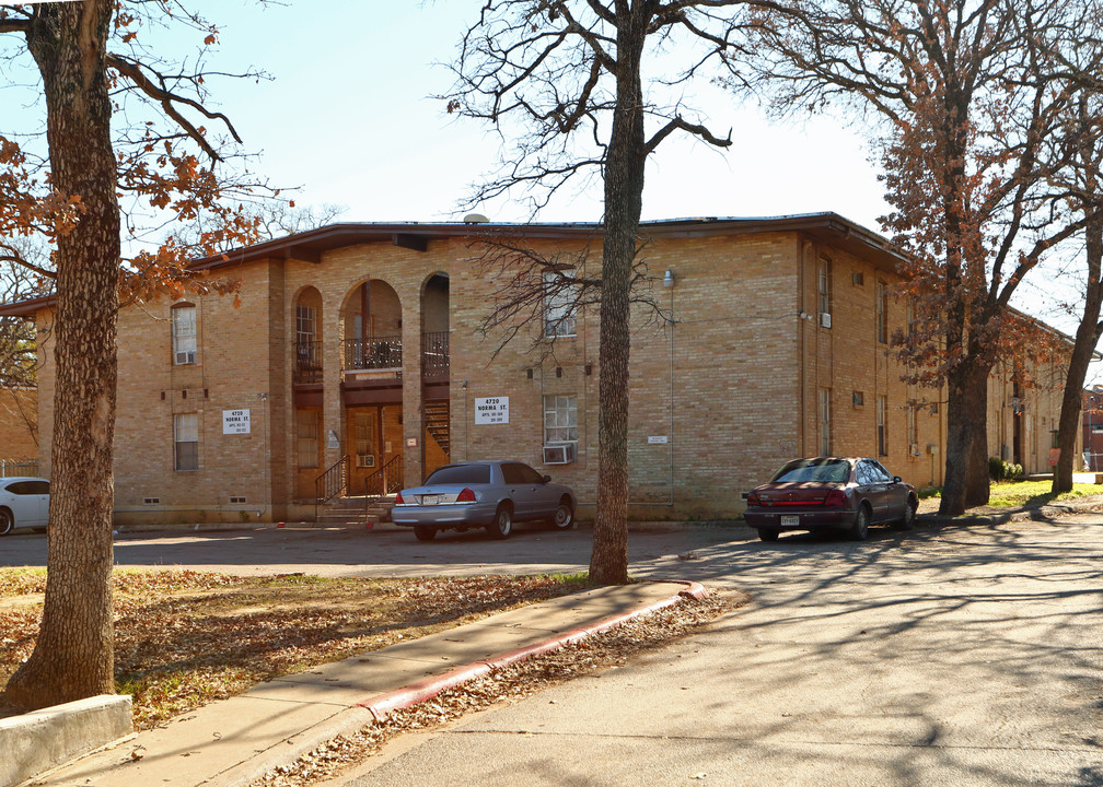 Ederville Apartments in Fort Worth, TX - Building Photo