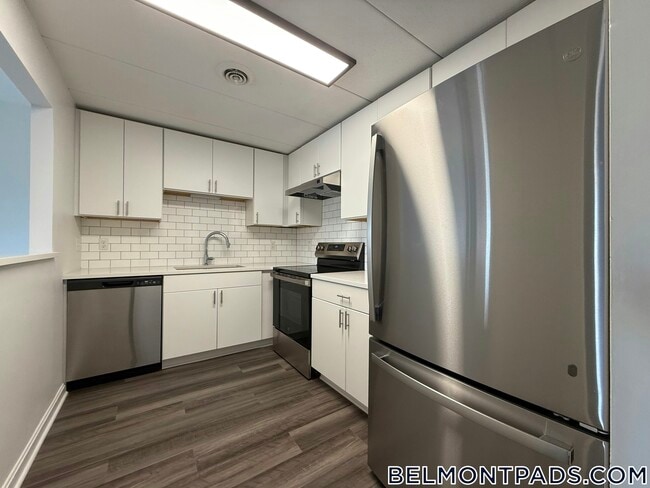 55 Hill Rd, Unit 408 in Belmont, MA - Building Photo - Building Photo