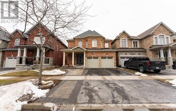 87 Stockell Cres in Ajax, ON - Building Photo - Building Photo
