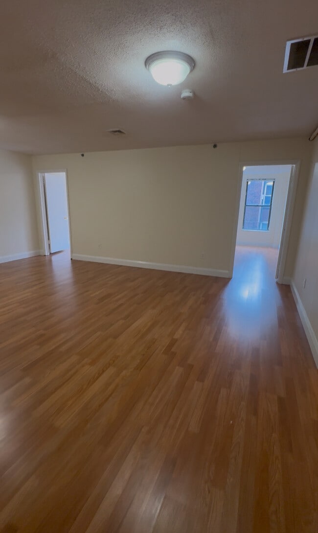 1124 Boylston St, Unit 309
