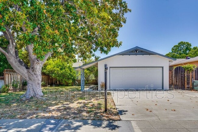 property at 834 Orange Ave