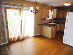 1337 Vimla Way in Xenia, OH - Building Photo - Building Photo