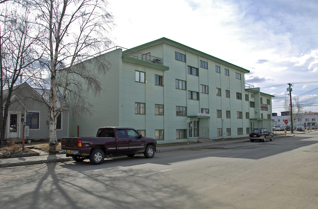 Ambassador Inn in Fairbanks, AK - Building Photo