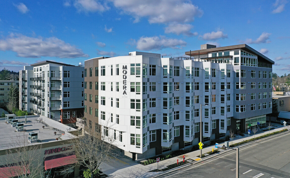 Everlight Apartments in Redmond, WA - Building Photo