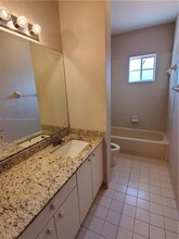 8855 N Isles Cir in Tamarac, FL - Building Photo - Building Photo