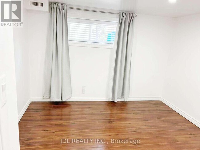 115 Mintwood Dr in Toronto, ON - Building Photo - Building Photo