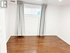 115 Mintwood Dr in Toronto, ON - Building Photo - Building Photo