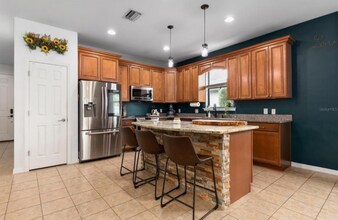 2647 Running Oak Ct in North Port, FL - Building Photo - Building Photo