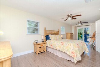 5029 29th Ave S in Gulfport, FL - Foto de edificio - Building Photo
