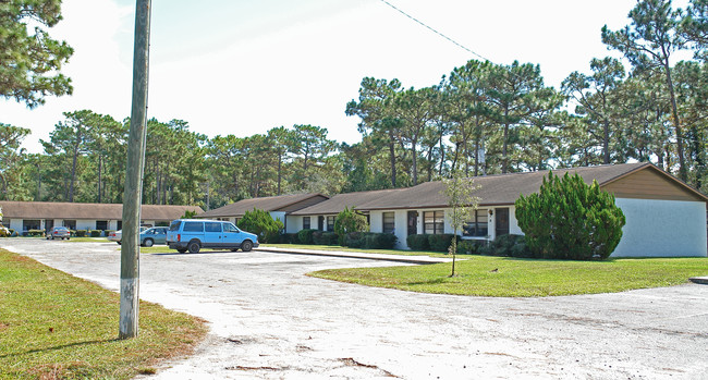 Homosassa Commons in Homosassa, FL - Foto de edificio - Building Photo