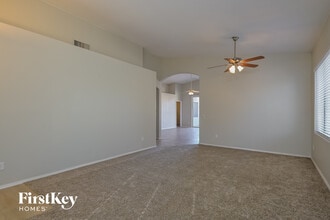 7640 W Summer Sky Dr in Tucson, AZ - Building Photo - Building Photo