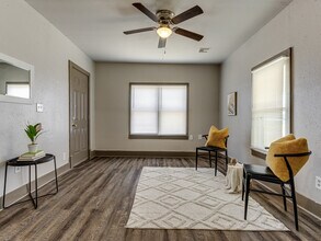 145 N L Ave in El Reno, OK - Building Photo - Building Photo