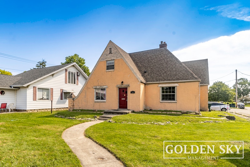 1516 Wheeling Ave in Muncie, IN - Building Photo