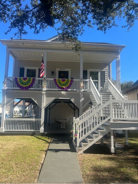 2325 State St in New Orleans, LA - Building Photo
