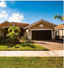 11724 Lakewood Preserve Pl in Ft. Myers, FL - Building Photo - Building Photo