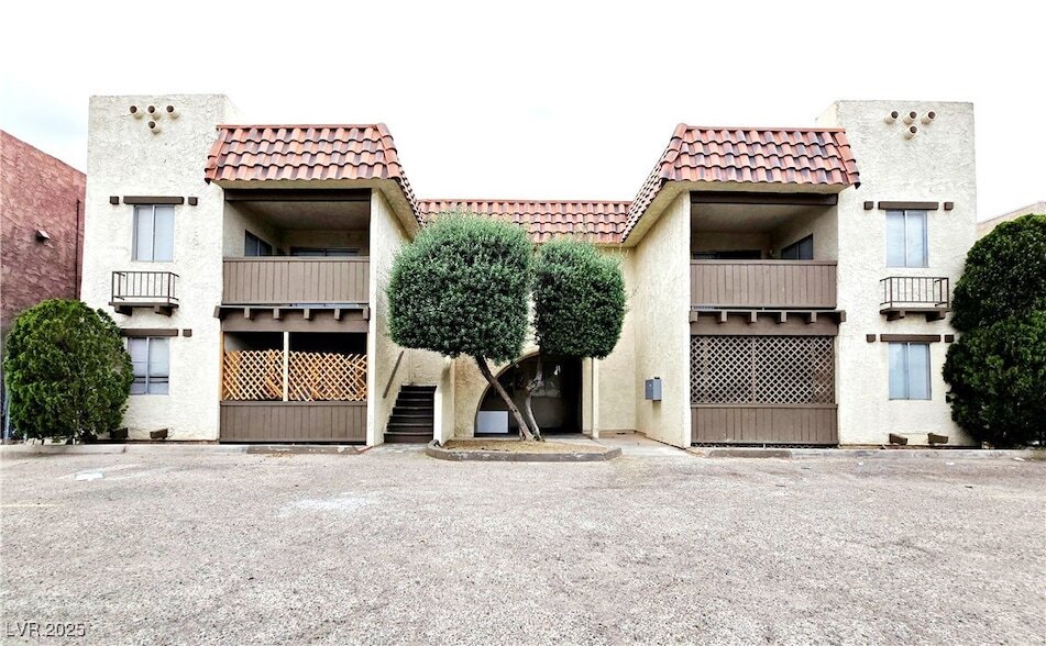5357 Del Gado Dr, Unit D in Las Vegas, NV - Foto de edificio