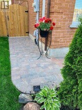 61 Silverbirch Pl in Whitby, ON - Building Photo - Building Photo