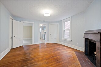 215 Elysian St, Unit 215 Elysian #2 in Pittsburgh, PA - Building Photo - Building Photo