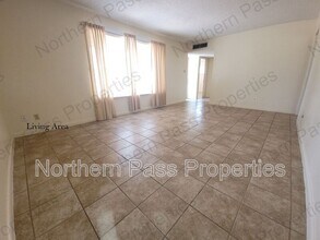240 Ferrari Ct in El Paso, TX - Building Photo - Building Photo