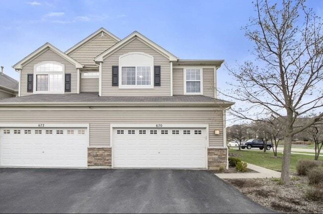 property at 670 S Jade Ln
