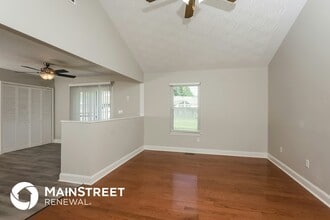 13102 Lavenia Ln in Louisville, KY - Foto de edificio - Building Photo