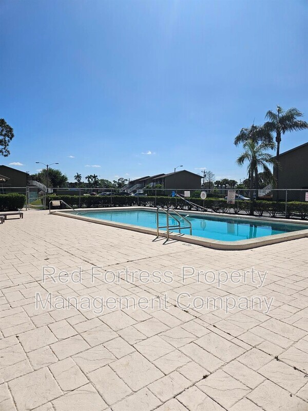property at 4777 Orange Grove Blvd