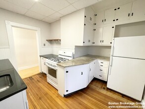 22 Parker Hill Ave, Unit 2 in Boston, MA - Foto de edificio - Building Photo