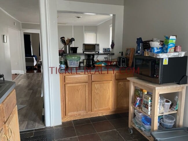 77 Alexander St in Rochester, NY - Building Photo - Building Photo