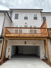 1671 Wellborn Walk in Suwanee, GA - Building Photo - Building Photo