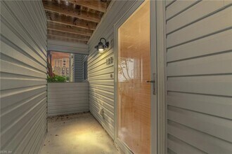 2316 Starfish Rd, Unit 102 in Virginia Beach, VA - Building Photo - Building Photo