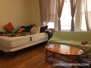 1610 Massachusetts Ave in Cambridge, MA - Building Photo - Building Photo