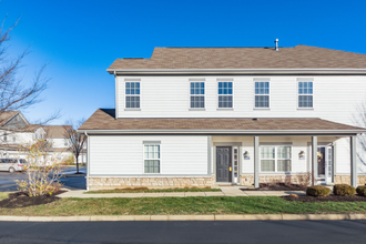 5927 Bluestone Wy in Lewis Center, OH - Building Photo - Building Photo