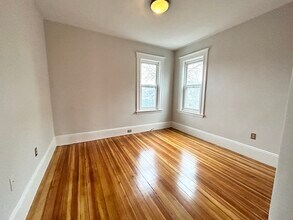 20 Dawes St in Boston, MA - Building Photo - Building Photo