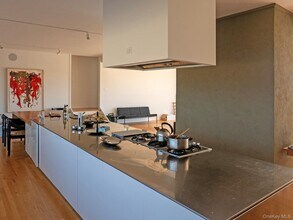 387 Tishauser Rd in Hudson, NY - Building Photo - Building Photo