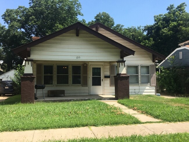 property at 1215 NW 41st St