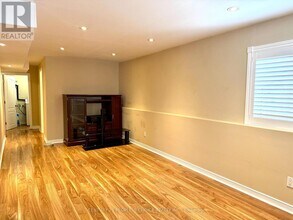 47 Wyman Crescent in Bradford West Gwillimbury, ON - Building Photo - Building Photo