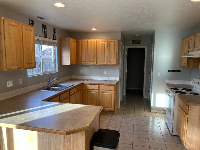 8063 E Wolcott Ct in Nampa, ID - Building Photo - Building Photo