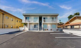 426 NW 13th Ave in Miami, FL - Building Photo