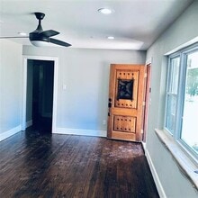 4310 Vandervort Dr in Dallas, TX - Building Photo - Building Photo
