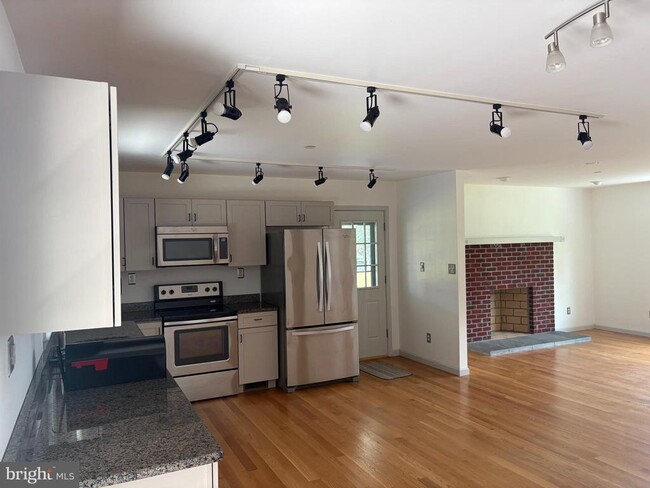 4428 Highboro Dr in Mount Airy, MD - Building Photo - Building Photo