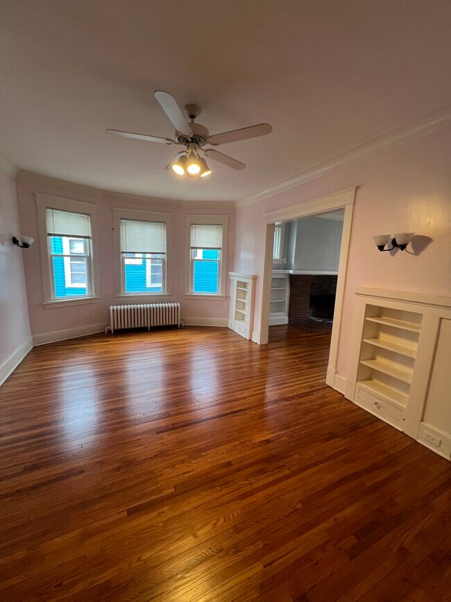 114 Ashland Ave, Unit 3 in Buffalo, NY - Building Photo - Building Photo