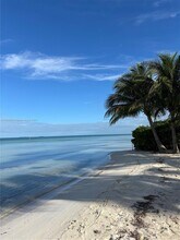 198 Gulfview Dr in Islamorada, FL - Building Photo - Building Photo