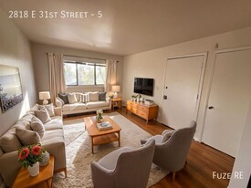 2818 E 31st St in Minneapolis, MN - Building Photo