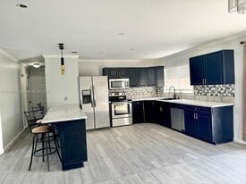 1822 SE Oxmoor Ct in Port St. Lucie, FL - Building Photo