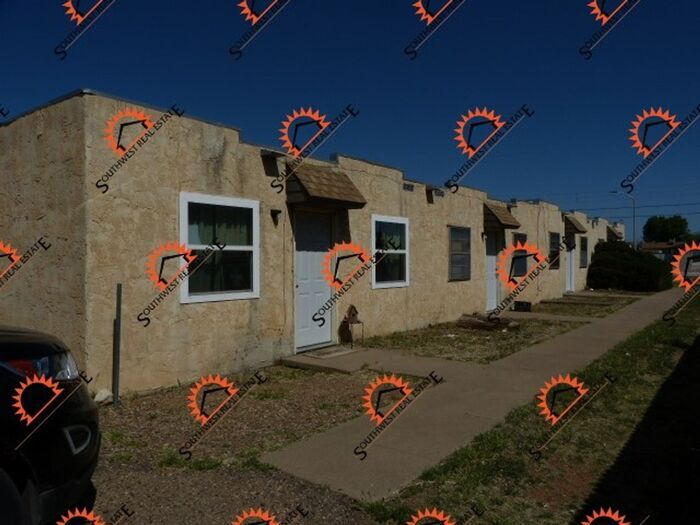 816 Wright St in Clovis, NM - Building Photo